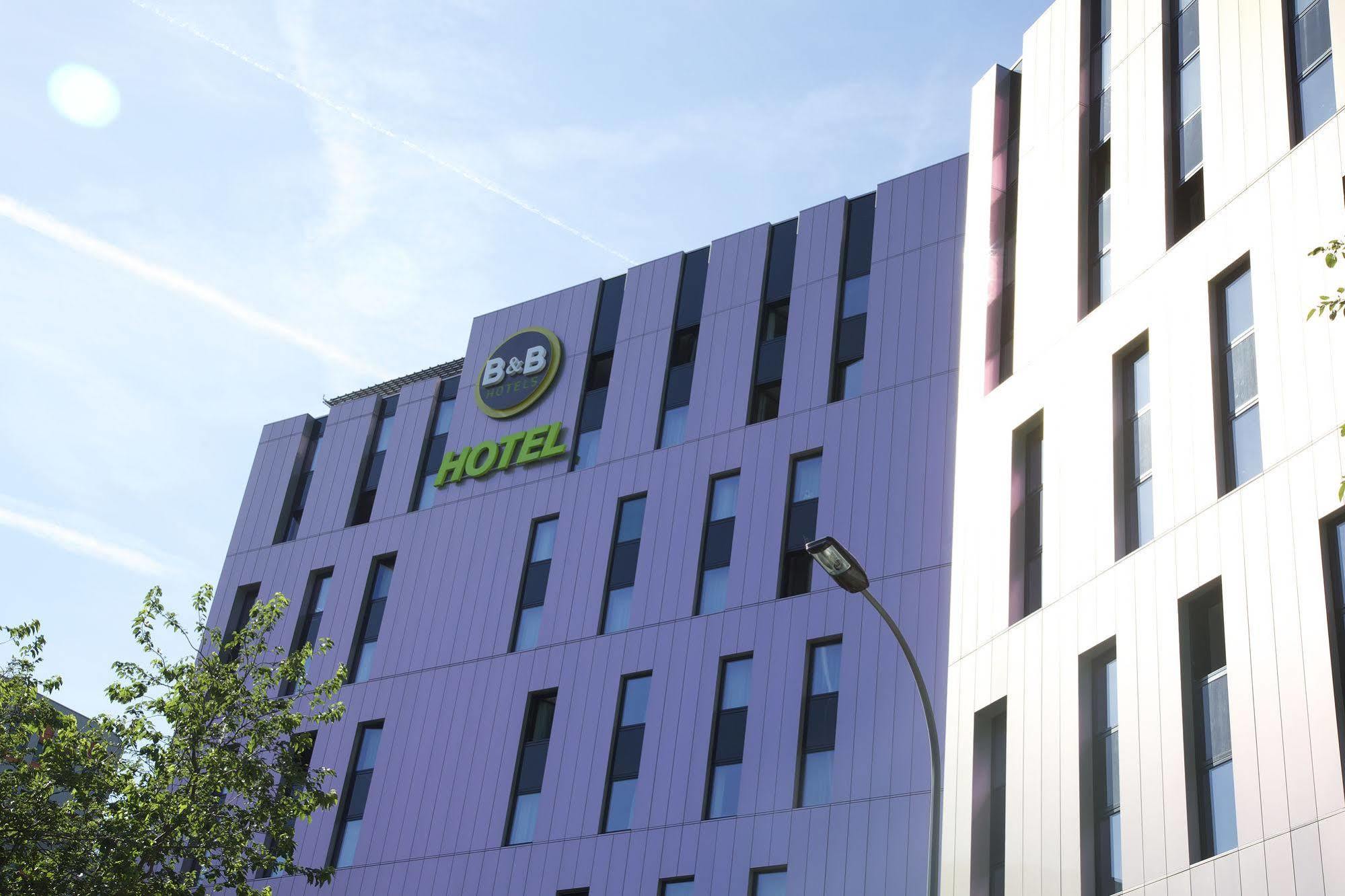 B&B Hotel Paris Porte Des Lilas Exterior photo